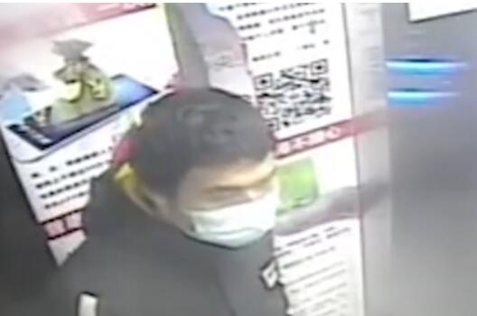 福建男子电梯内猥亵女子遭反击后潜逃，警方：嫌疑人已被抓