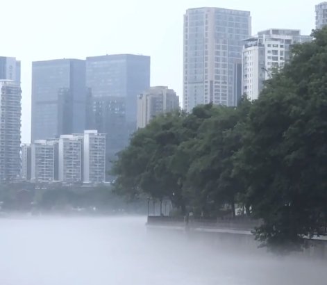 30秒｜雨停啦！成都錦江雨霧繚繞