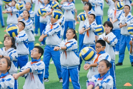 乐享运动活力新城川大附中新城分校第四届秋季运动会超燃开幕