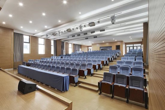 天府四中发布2024年名优特教师和优秀本硕博毕业生招聘公告_新浪四川_