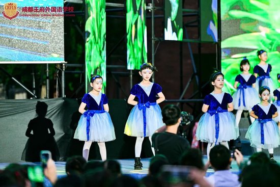 王府幼儿园 《栀子花开》三年级1.2.