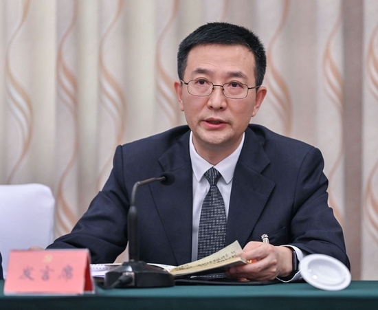 宜宾市委常委市纪委书记贾璋炜聚焦党代会精神推动高质量发展