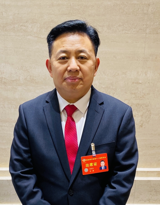 省政协委员吴长江 受访者供图