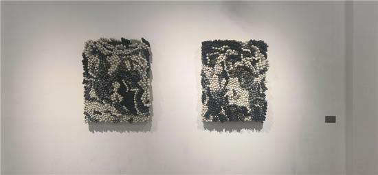 尹艺灵 《像系列1》《像系列2》 综合材料 80x100cmx2 2019