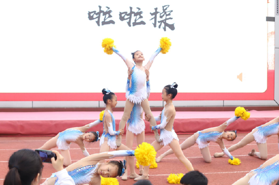 师生表演