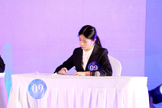 四川天一学院刘文丽荣获第二届大学生模拟求职大赛四川省决赛三等奖