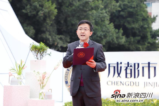 新校门主创总设计师徐尚云