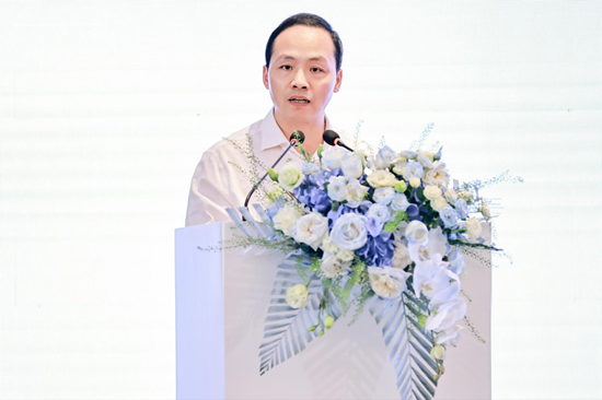 成都市青白江区人民政府副区长 沈伟