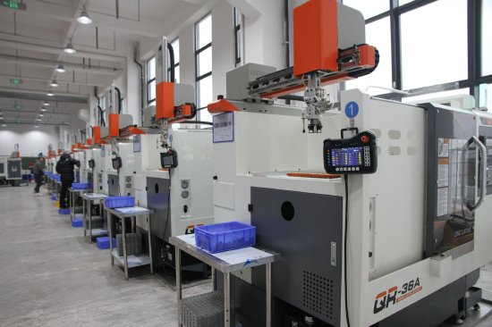 企业生产检验（王达摄）