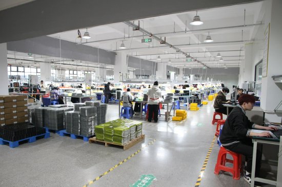 企业生产检验（王达摄）