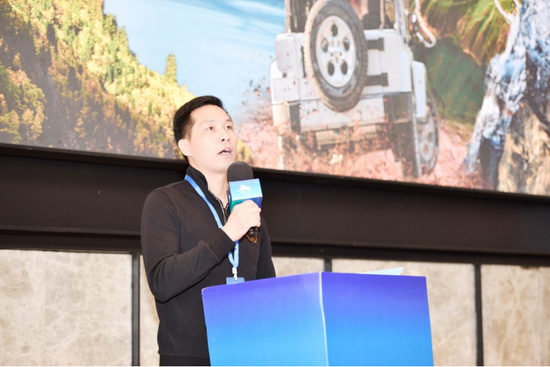 八宿县县委副书记,政府常务副县长林谋东致辞