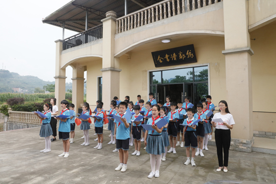 下八鎮舉辦“讀名著經典·做博學之人”主題讀書活動