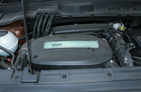 的中华v7 1.6t发动机