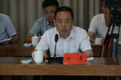 在仪式现场,付勇表示,希望签约三方能秉承"创新,协调,开放,共享"的