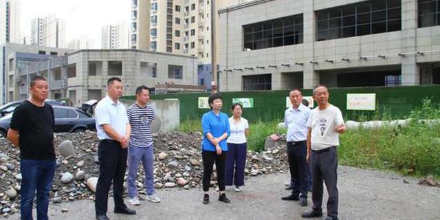 遂宁市河东新区领导班子带队开展基层服务日活动
