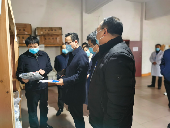 蒲开文到平昌县疾控中心调研指导新冠肺炎防控工作