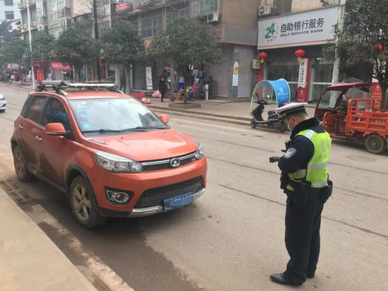 西眉派出所结合"护旗1号"专项行动