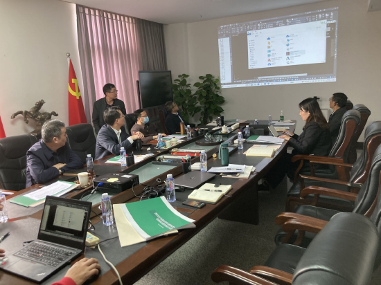 学院领导多次召开专题会议研究推进项目工作