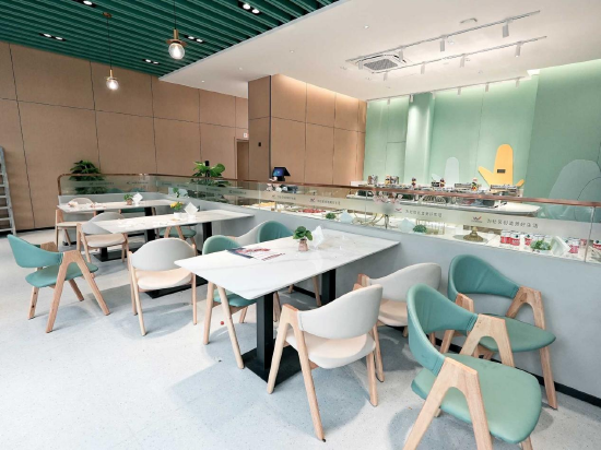 业主餐厅实拍图