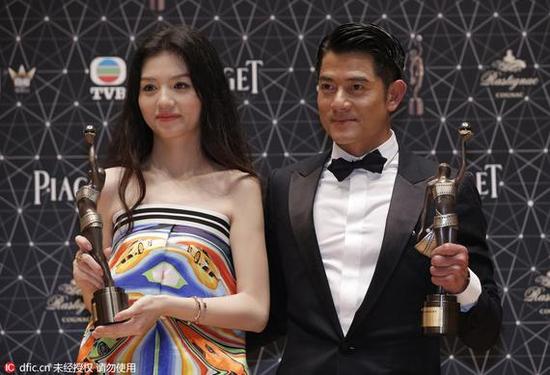 第35届香港电影金像奖 郭富城,春夏影帝影后合影
