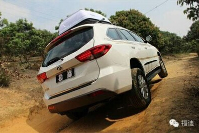 越野挑战赛 福迪汽车揽福战车霸气改装