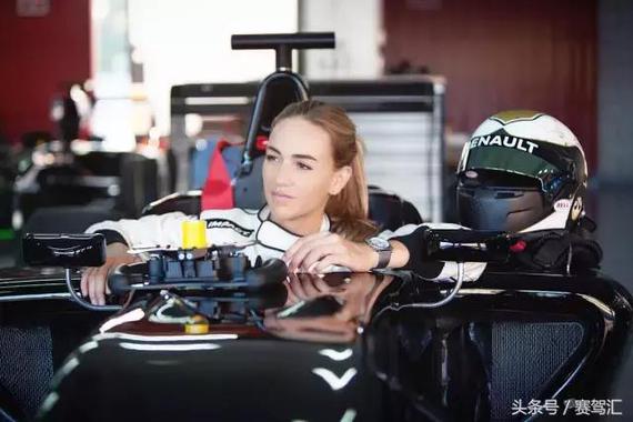 谁说女司机不行 高颜值美女f1赛车手