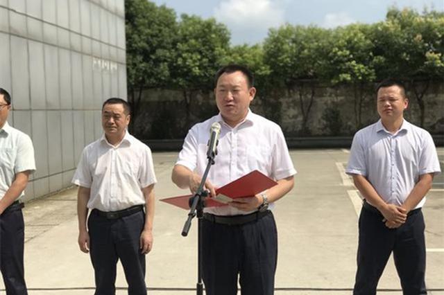 大英县委副书记,县长胡铭超致辞