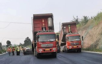 G245线巴州段加快推进