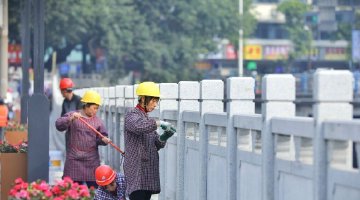 城市更新撑起“里子”亮出“面子”
