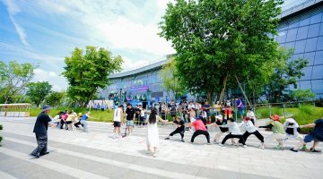 少必入川 成都缘何再次圈粉“00后”