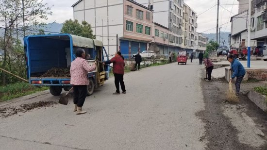 五桂村主要干线沿线整治中-莫光春摄