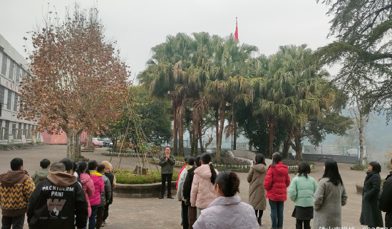 国旗下集会宣讲