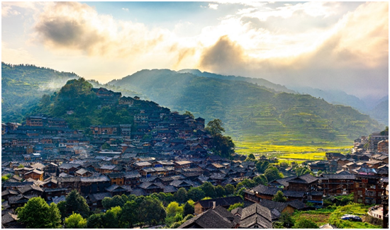 西江千户苗寨景区加速创建5a级旅游景区 成都出发4小时直达_新浪四川