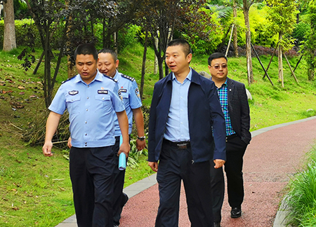 大英县副县长,公安局长调研汛期水库安全工作