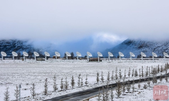 壯觀 ！國之重器——子午工程二期亞丁站春雪后披銀裝