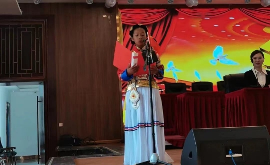 受助学生代表志玛致谢