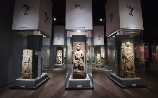 四川泸县石刻博物馆中秋出奇招将宋代石刻文物做成月饼