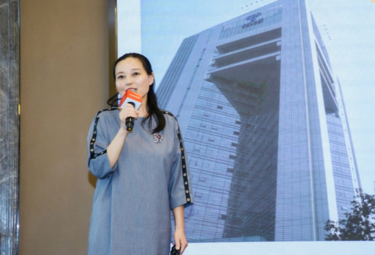 中国电信四川公司财务共享服务中心副主任袁芳