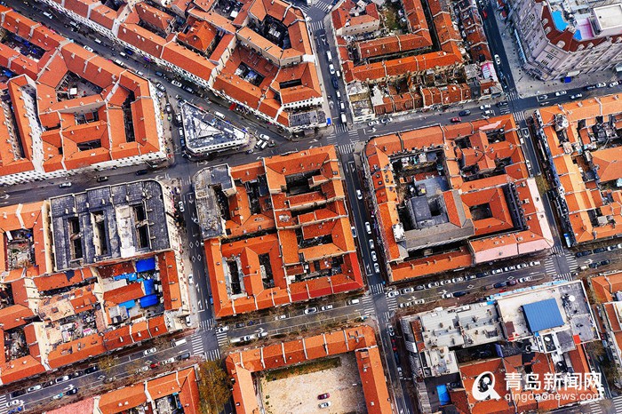 航拍青岛 老城区"红方格子"错落有致