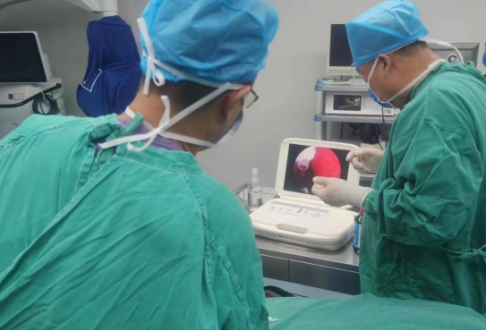 新突破德州市第七人民医院成功实施首例鼻内镜鼻腔泪囊吻合术