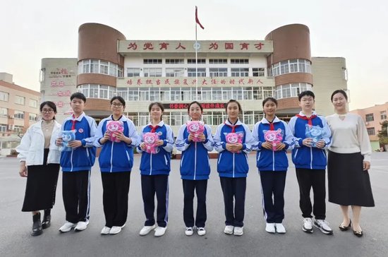 济南市章丘区汇泉小学开展初小衔接总动员活动