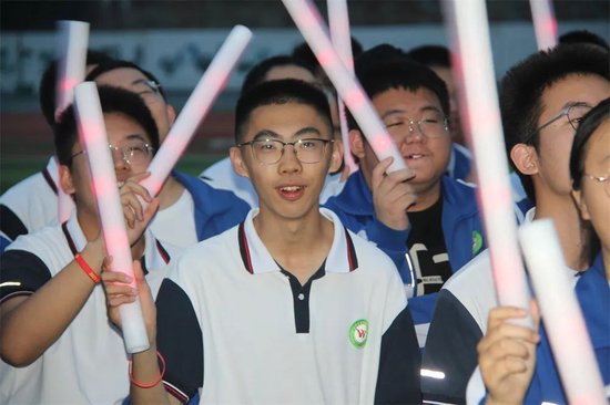 行远思恩 ——章丘五中2020级学生毕业典礼暨2023届毕业生送考晚会