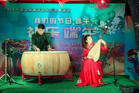 朗诵《北方有佳人》歌曲《秋水长天》京胡演奏《夜深沉》朗诵《春江花