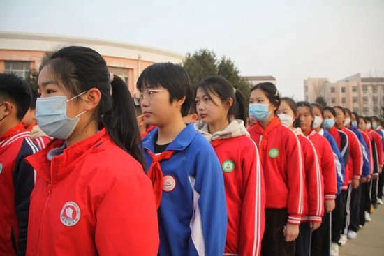 踔厉奋发新征程,笃行不怠向未来——济南市章丘区实验中学举行新学期