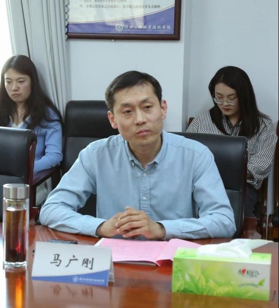 济南市章丘区诺德实验学校党总支副书记,校长张健等出席会议