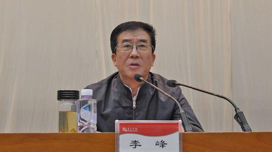 五,实施服务新旧动能转换重大工程战略,市委书记李峰莅校做辅导报告11