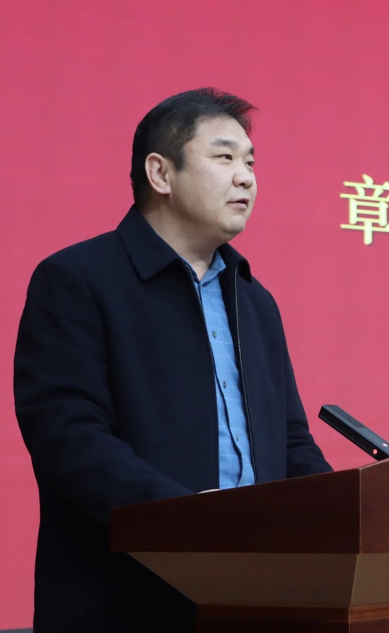 章丘中学教育集团总校长&nbsp; 魏俊宝