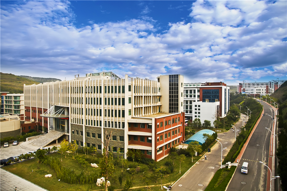 济南大学泉城学院