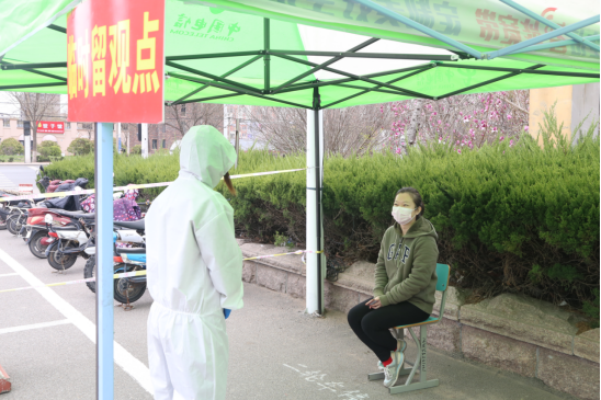 【大众网·海报新闻】青工院的守望者:爱国爱校卫生活动与入校演练联合进行!我们等你“回家”!