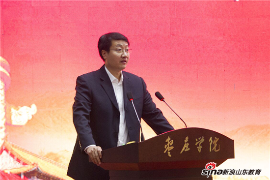 邓泽宇在讲话中表示,山东援疆工作指挥部一定会全力以赴做好支教师生